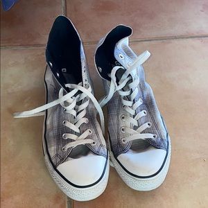 Size 11 men’s Converse All stars
